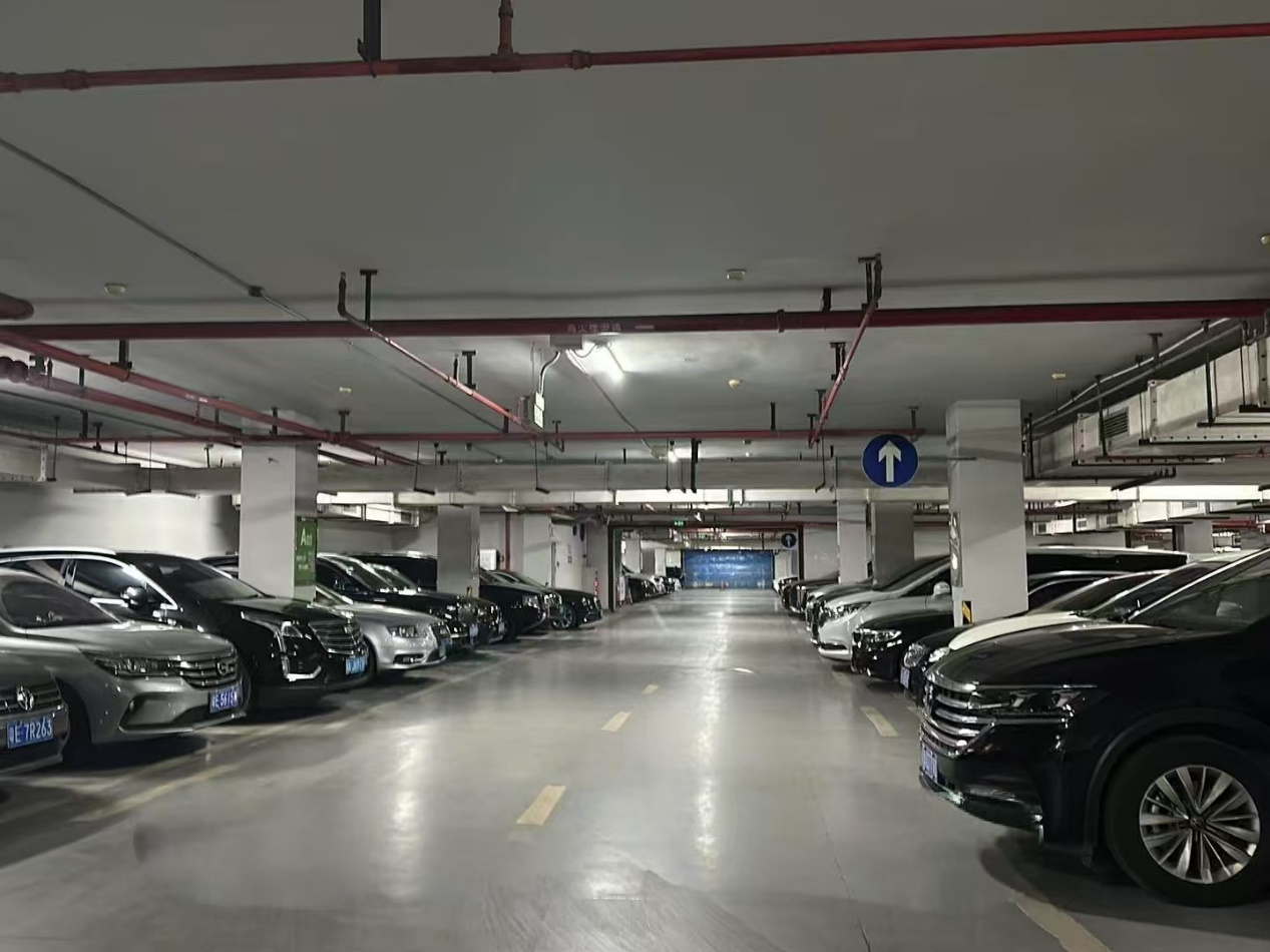B区地下车库